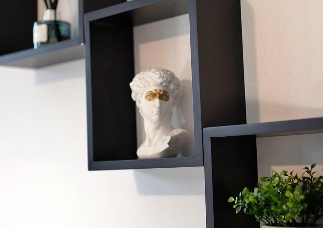 Spacious 3 Bed Apartment, En-Suites, Near Train Station! Γουάτφορντ Εξωτερικό φωτογραφία